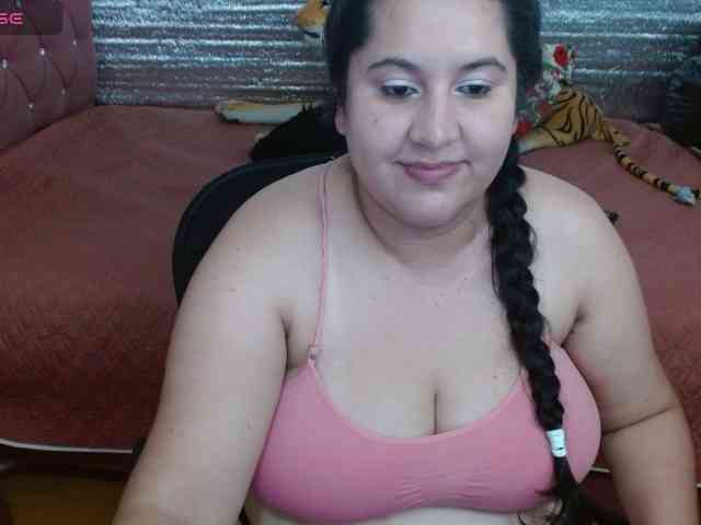 emilynessa webcam