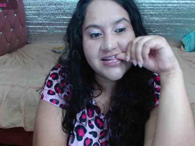 emilynessa webcam