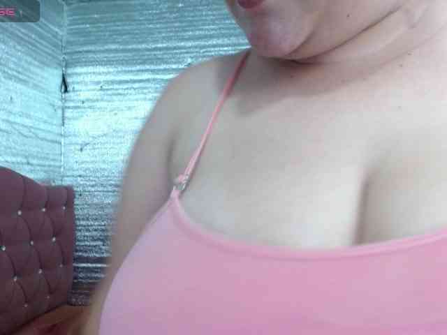 emilynessa webcam