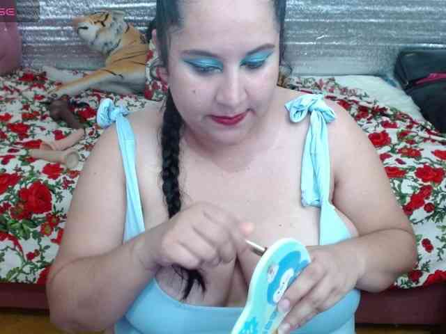 emilynessa webcam