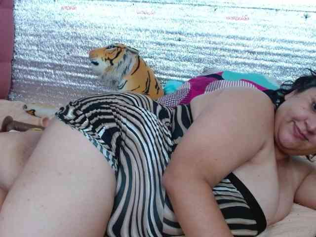 emilynessa webcam