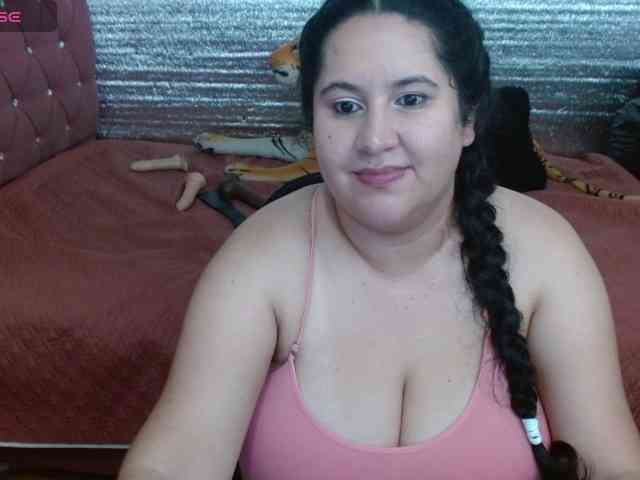 emilynessa webcam