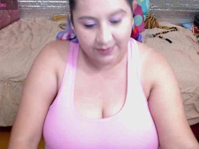 emilynessa webcam