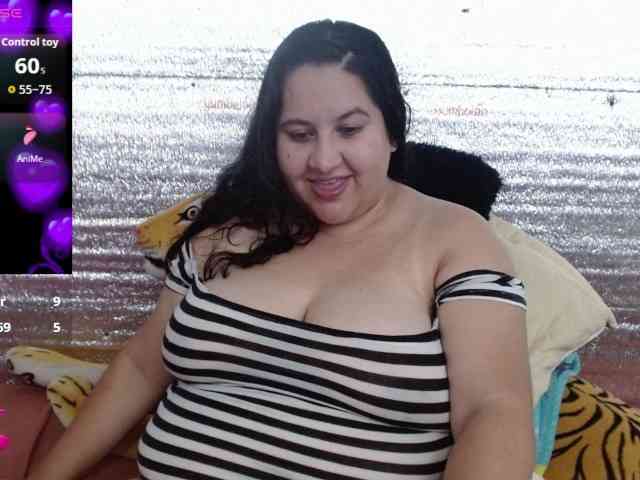 emilynessa webcam