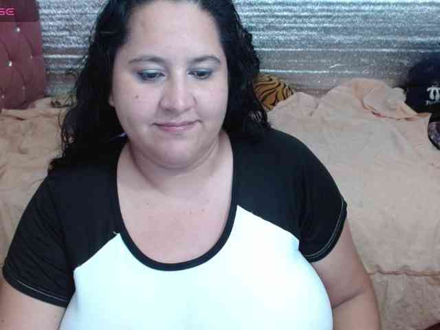 emilynessa webcam