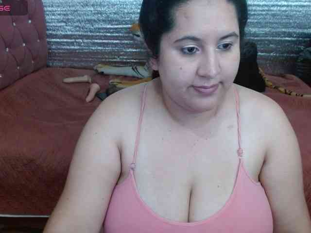emilynessa webcam