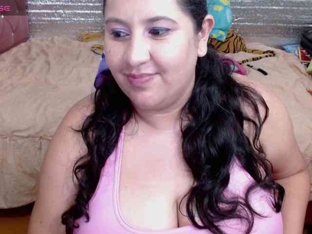 emilynessa webcam