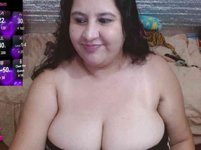 emilynessa webcam
