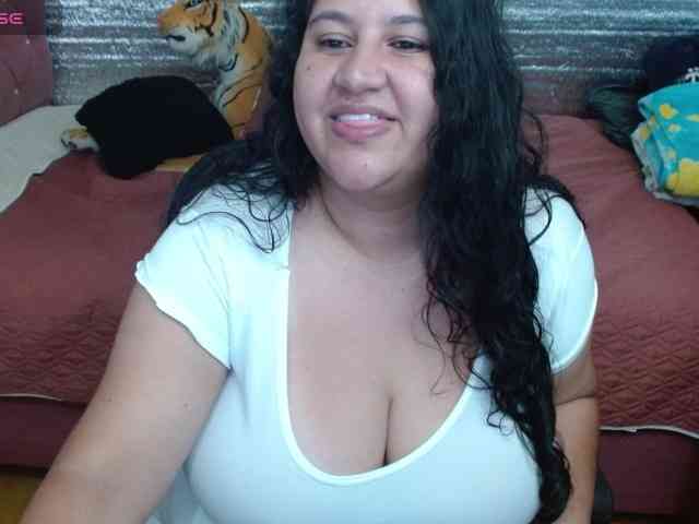 emilynessa webcam