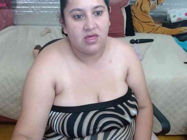emilynessa webcam