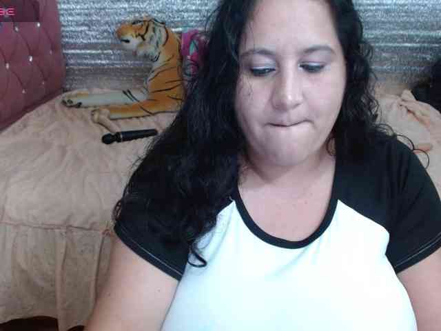 emilynessa webcam