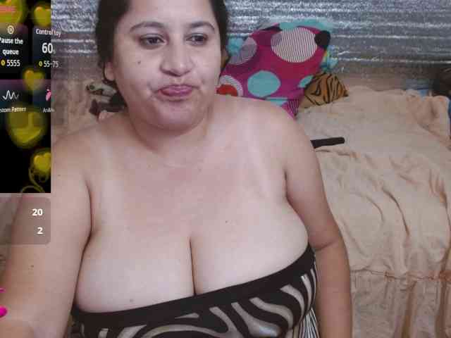 emilynessa webcam