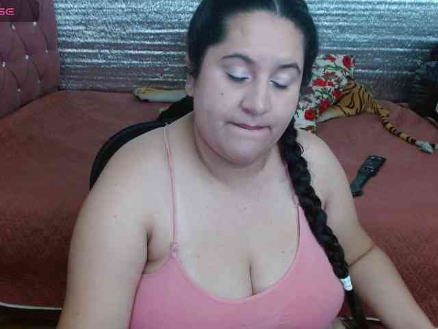 emilynessa webcam