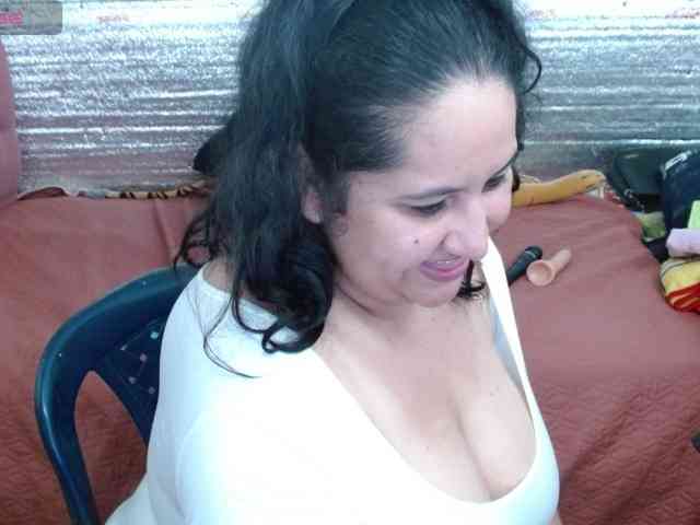 emilynessa webcam