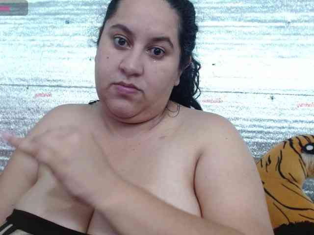 emilynessa webcam