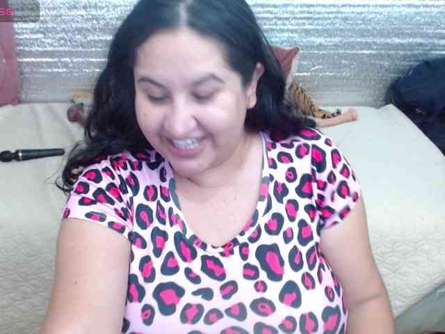 emilynessa's webcam live show