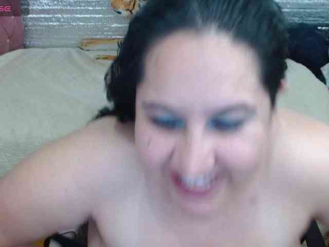 emilynessa webcam