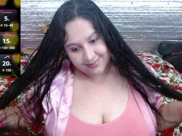 emilynessa webcam