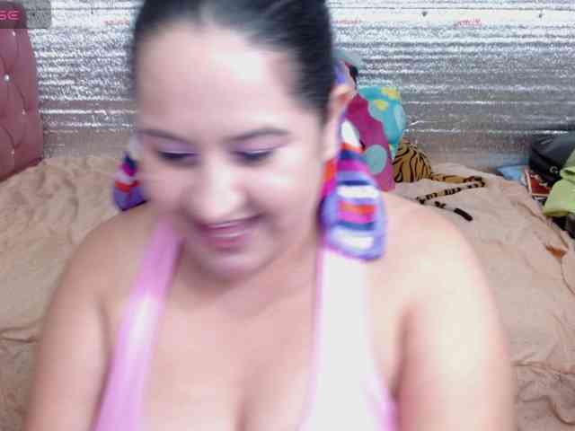 emilynessa webcam