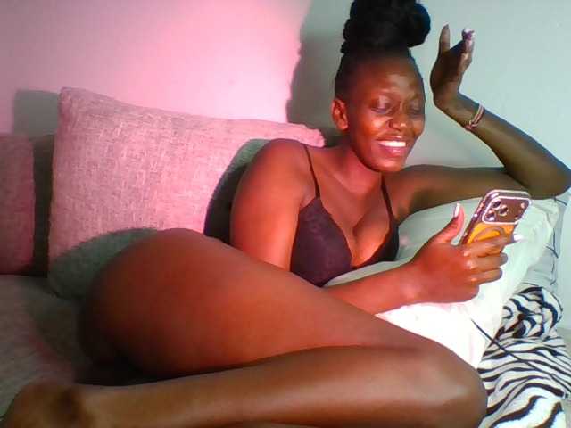 Sexymaya22 live cam on BongaCams