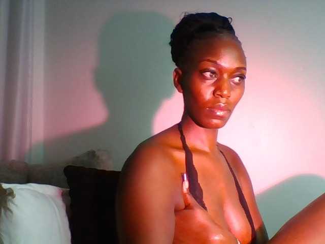 Sexymaya22 live cam on BongaCams