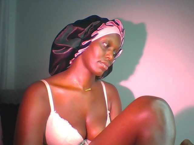 Sexymaya22 — live female cam