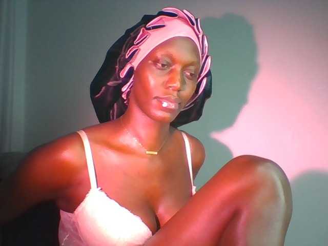 Sexymaya22 — live female cam
