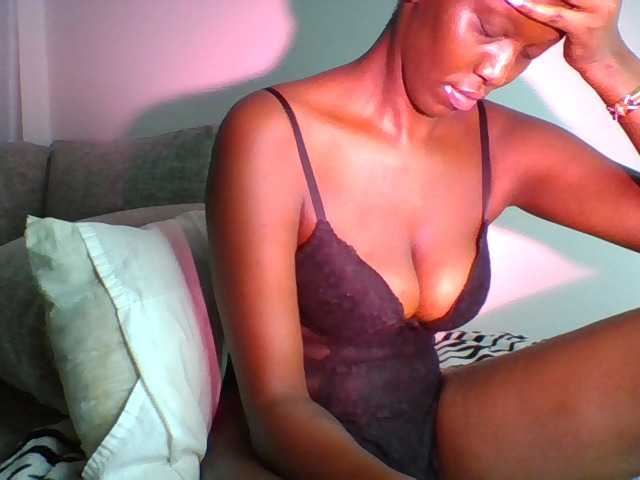 Sexymaya22 live cam on BongaCams