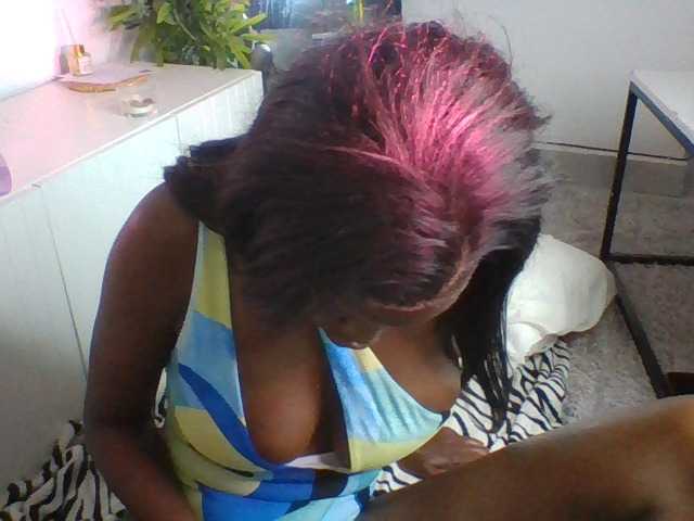 Sexymaya22 live cam on BongaCams