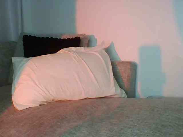 Sexymaya22 webcam