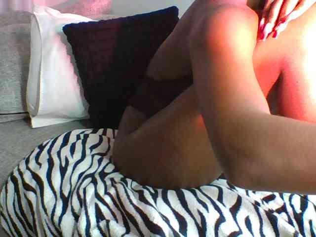 Sexymaya22 webcam