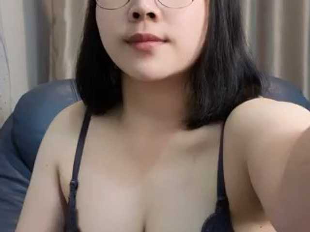 babyunicorn998 live cam on BongaCams
