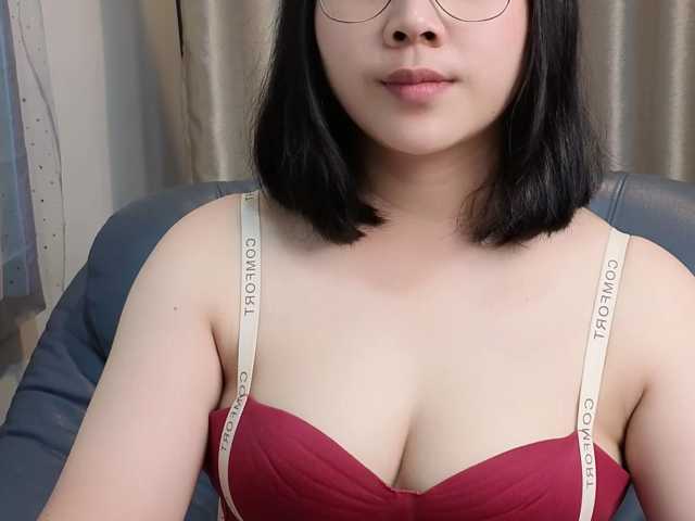 babyunicorn998 live cam on BongaCams