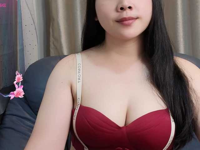 babyunicorn998 live cam on BongaCams