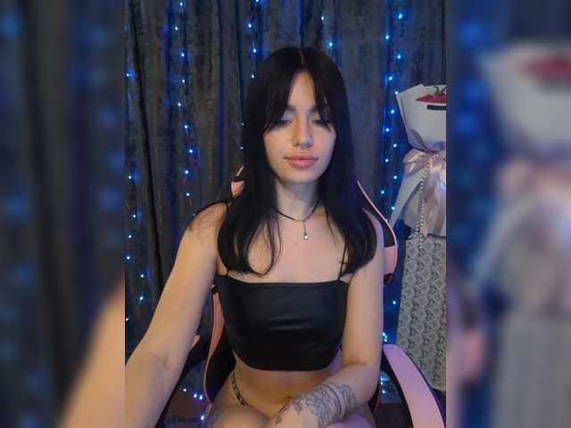 Kelseyy live cam on BongaCams