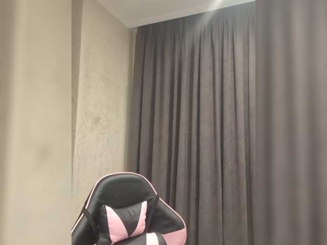 Kelseyy live cam on BongaCams
