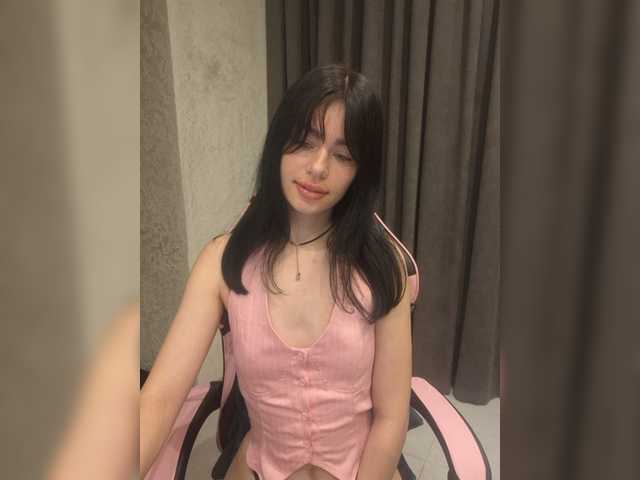 Kelseyy live cam on BongaCams
