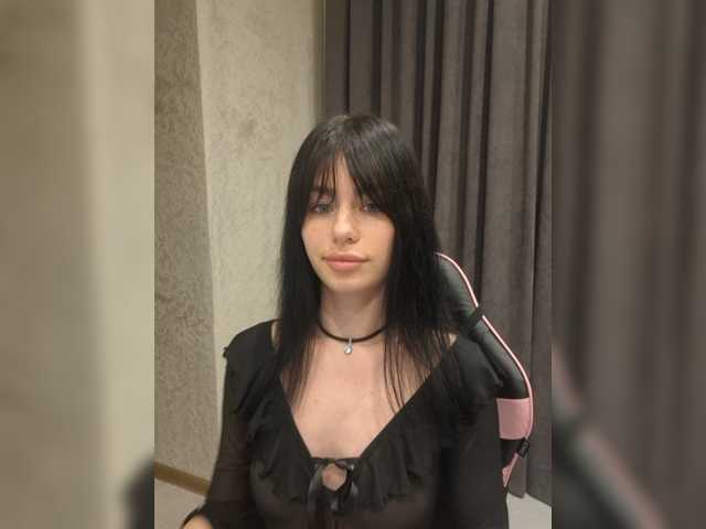 Kelseyy live cam on BongaCams