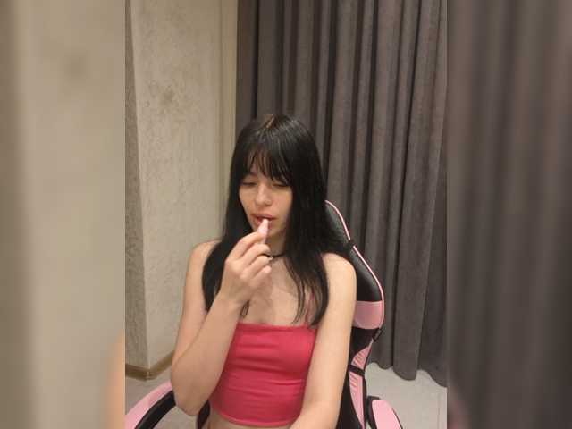 Kelseyy live cam on BongaCams