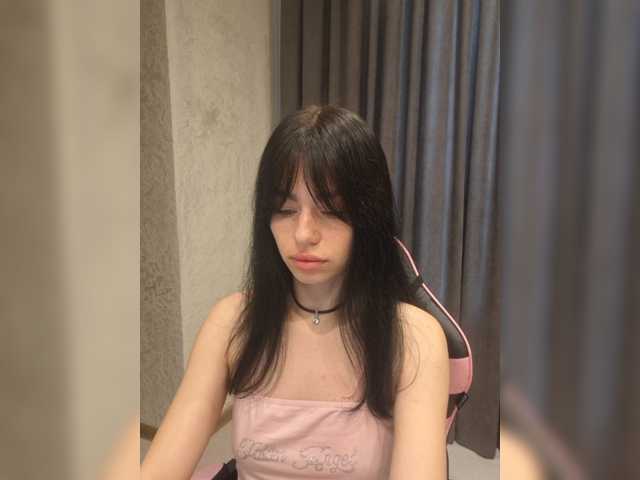 Kelseyy live cam on BongaCams