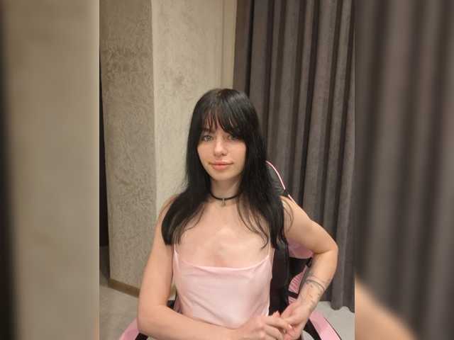 Kelseyy live cam on BongaCams