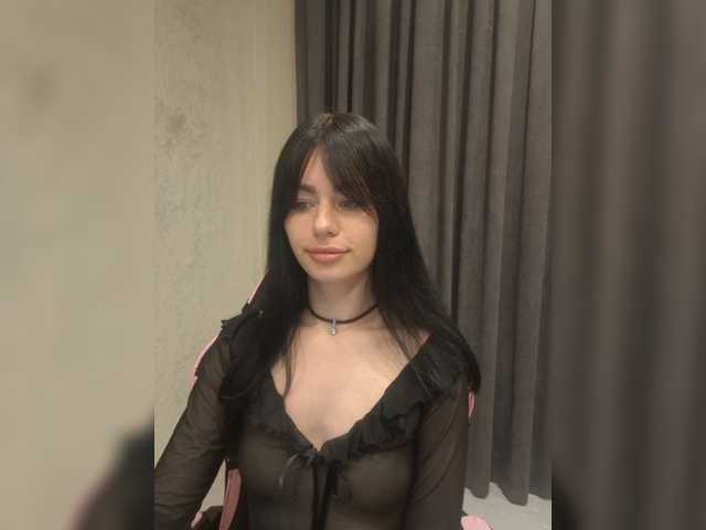 Kelseyy live cam on BongaCams