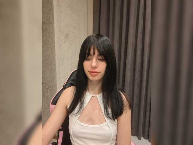Kelseyy live cam on BongaCams