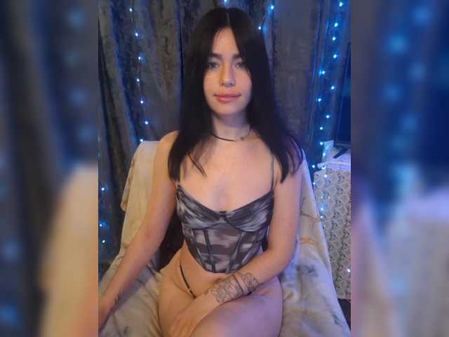 Kelseyy live cam on BongaCams