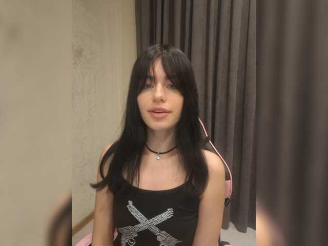 Kelseyy live cam on BongaCams