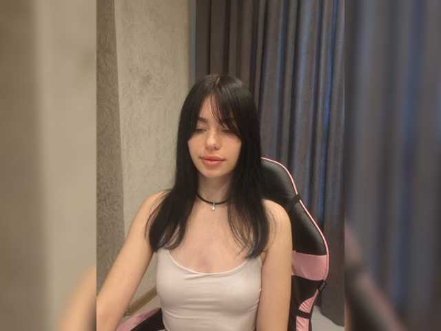 Kelseyy live cam on BongaCams
