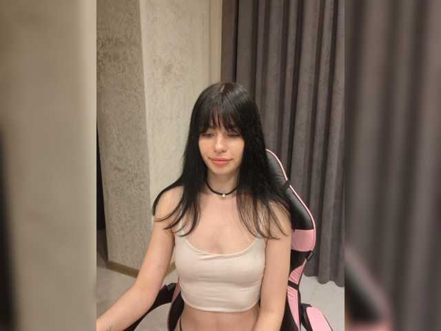 Kelseyy live cam on BongaCams