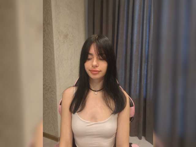 Kelseyy live cam on BongaCams