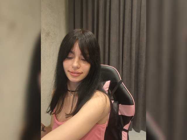 Kelseyy live cam on BongaCams