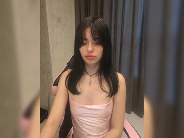 Kelseyy live cam on BongaCams